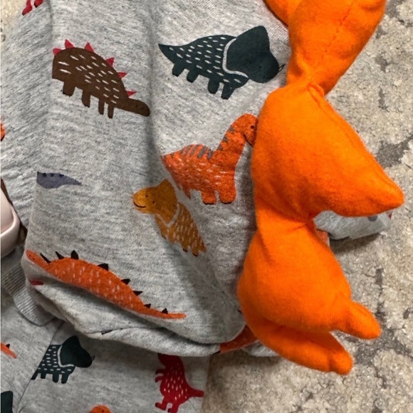 Baby boy dinosaur print tracksuit 🦖 - Picture 4 of 5